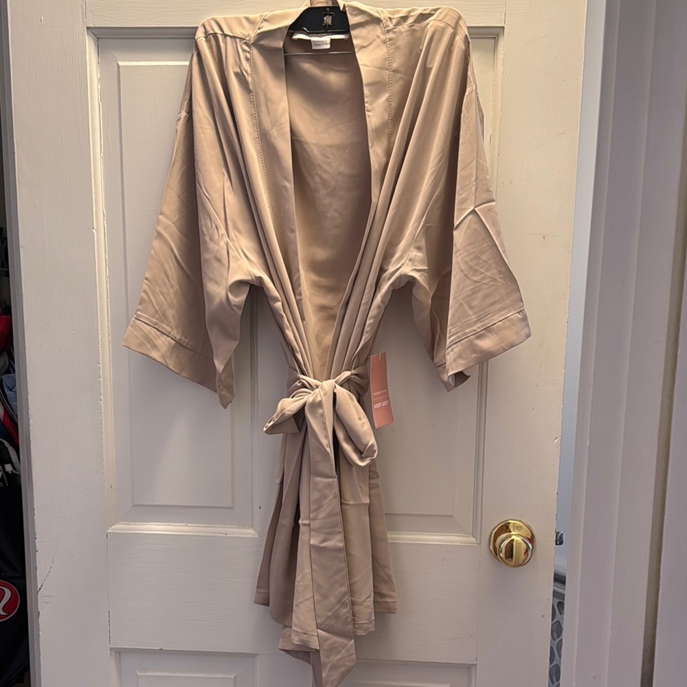 Birdy Grey taupe Karen bridesmaid bridal party robe size xs/s